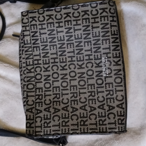 Kenneth Cole - Picture 2 of 3